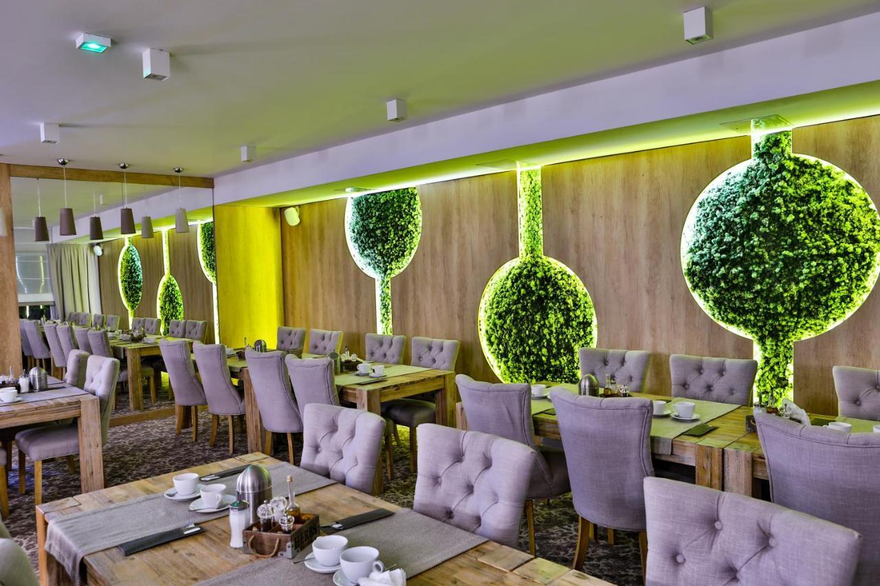 Max Health Resort Spa Ustronie Morskie Bagian luar foto