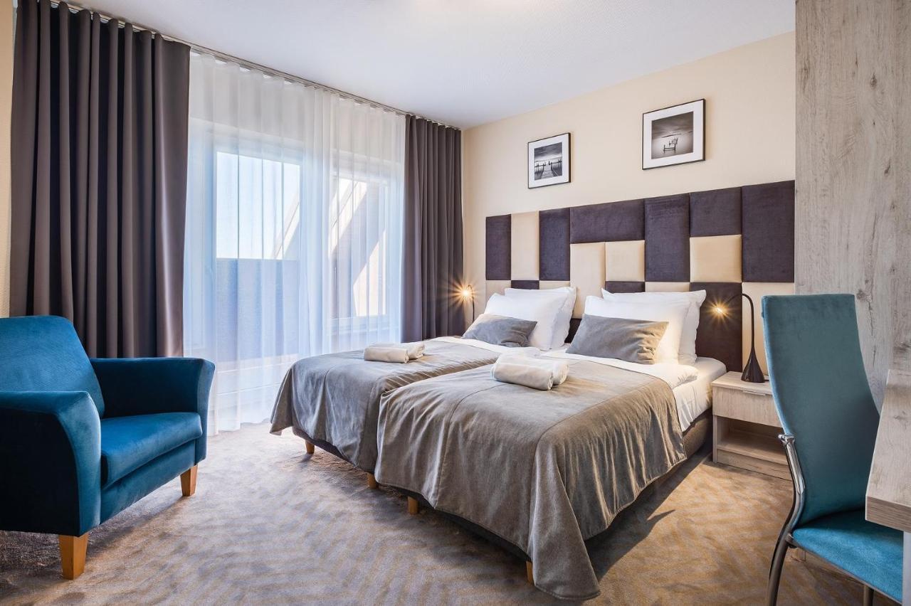 Max Health Resort Spa Ustronie Morskie Bagian luar foto
