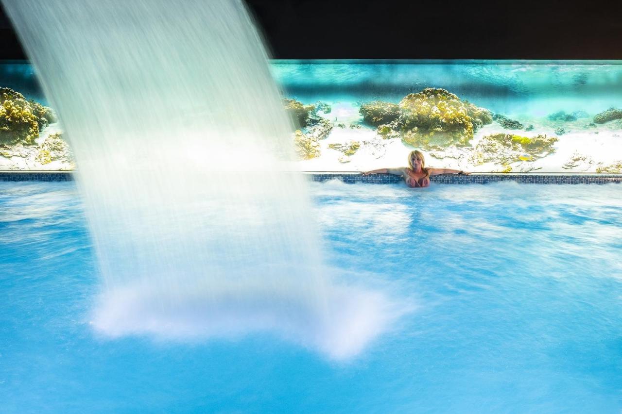 Max Health Resort Spa Ustronie Morskie Bagian luar foto