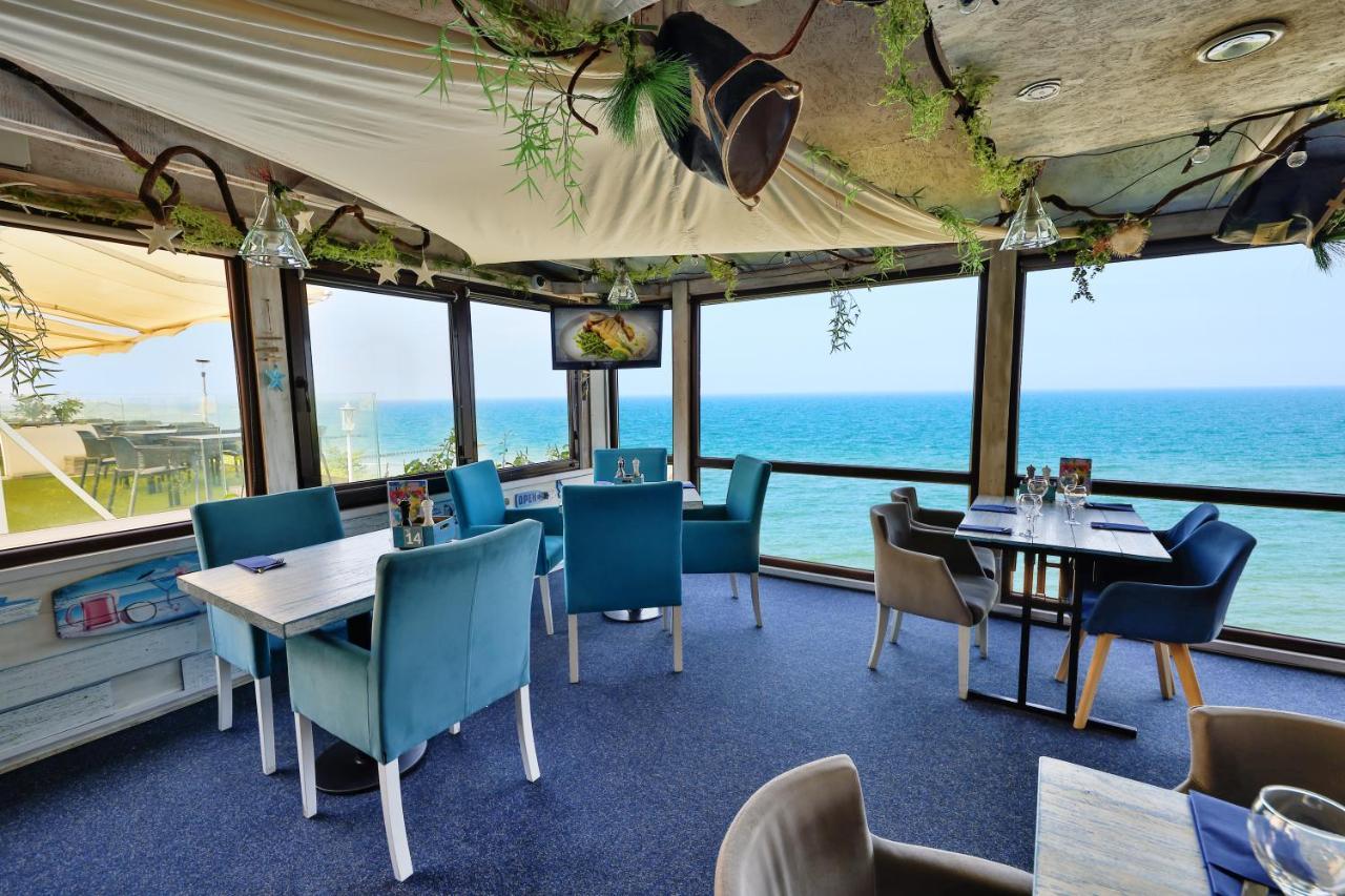 Max Health Resort Spa Ustronie Morskie Bagian luar foto